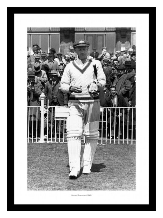 Don Bradman Australian Cricket Legend 1948 Photo Memorabilia