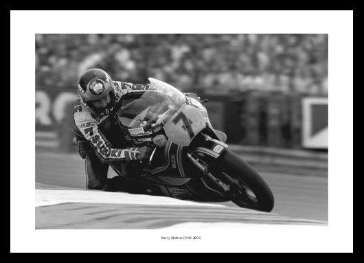 Barry Sheene Racing at Brands Hatch Motorcycle Photo Memorabilia