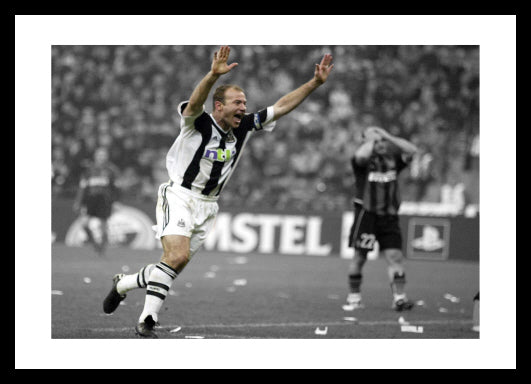 Alan Shearer Newcastle United Legend Spot Photo Memorabilia