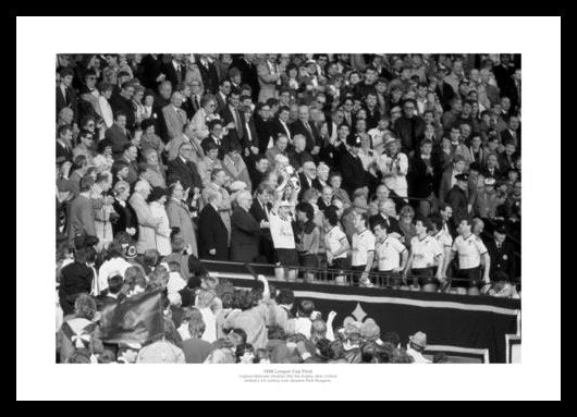 Oxford United 1986 League Cup Final Team Photo Memorabilia