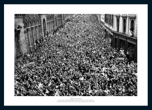 Wolverhampton Wanderers 1960 FA Cup Final Celebrations Photo Memorabilia