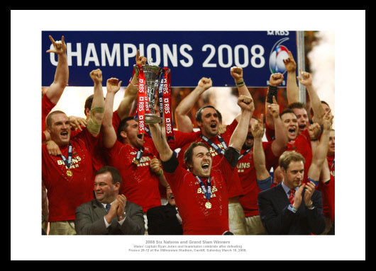 Wales 2008 Grand Slam Team Celebrations Photo Memorabilia
