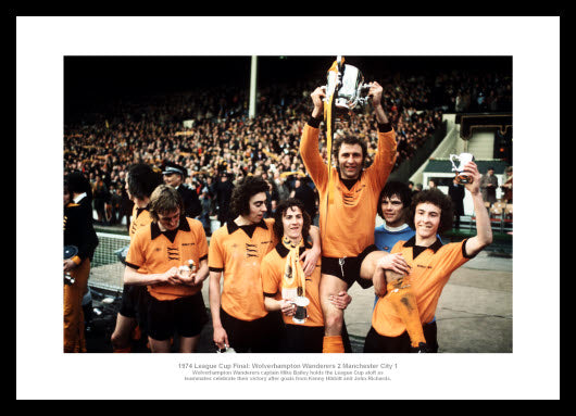 Wolverhampton Wanderers 1974 League Cup Final Team Photo Memorabilia