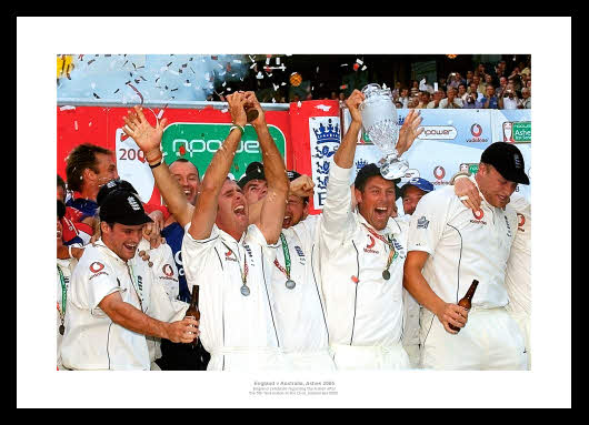 Ashes 2005 England Team Celebrations Photo Memorabilia