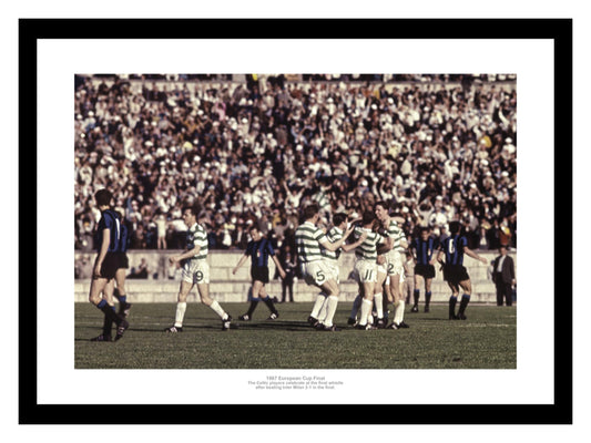Celtic 1967 European Cup Final Whistle Celebrations Photo Memorabilia