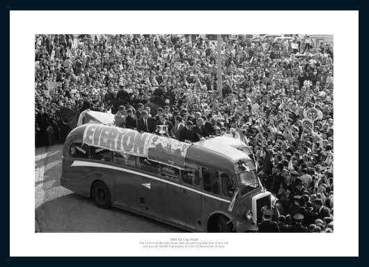 Everton FC 1966 FA Cup Final Open Top Bus Team Photo Memorabilia