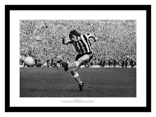 Malcolm Macdonald "Supermac" Newcastle United Legend Photo Memorabilia