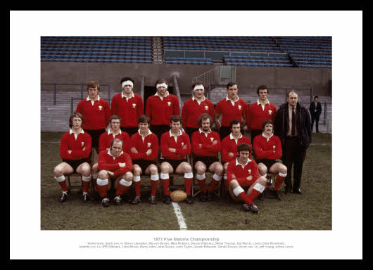 Wales 1971 Grand Slam Rugby Team Photo Memorabilia