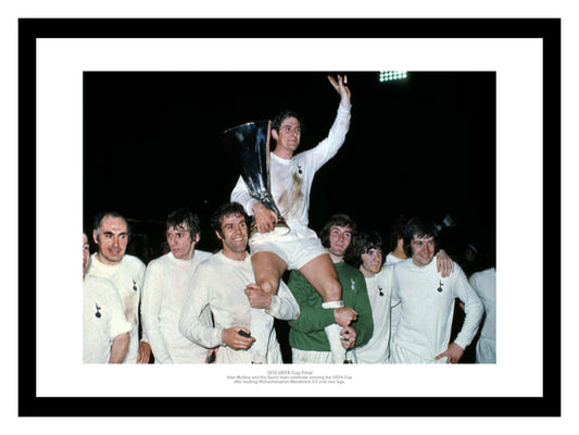 Tottenham Hotspur 1972 UEFA Cup Final Team Photo Memorabilia