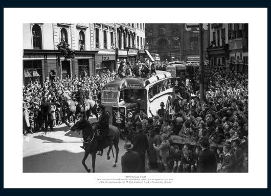 Wolverhampton Wanderers 1949 FA Cup Final Open Top Bus Photo Memorabilia